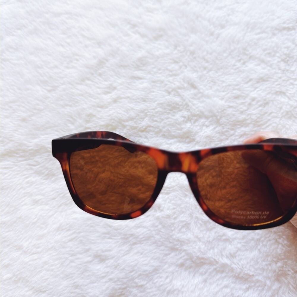 Luke Tortoise Brown Polycarbonate Sunglasses - Picture 6 of 13